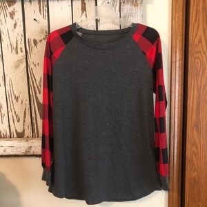 Buffalo print and grey long sleeved tee